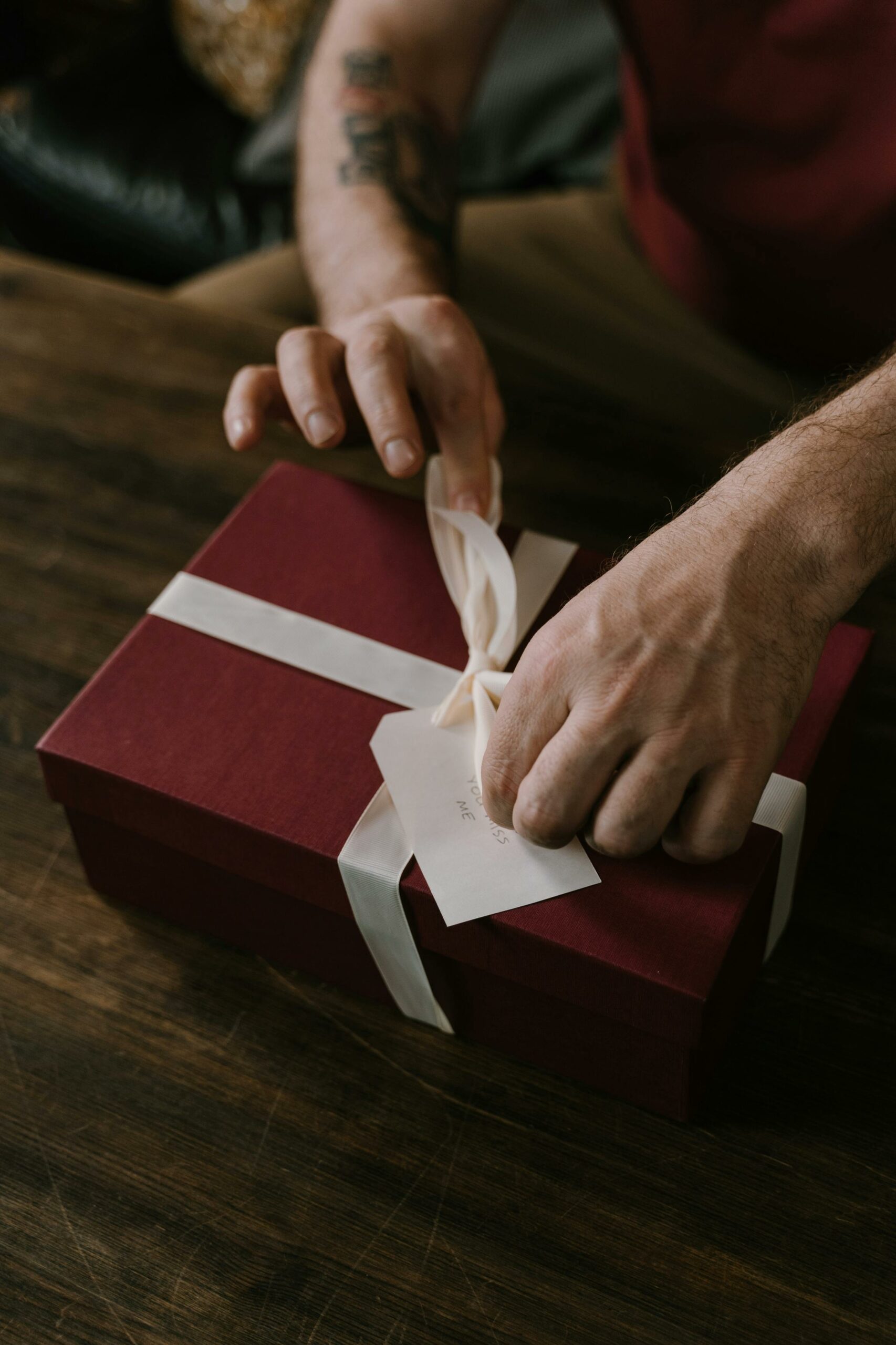 Offrir une biographie : un cadeau atypique et original